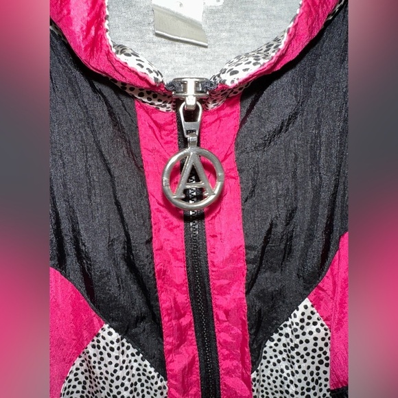 Vintage Jacket​​​ - Picture 4 of 9